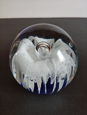 Art Glass Paperweight White Ghost Flower Controlled Bubbles Vobalt Blue Base